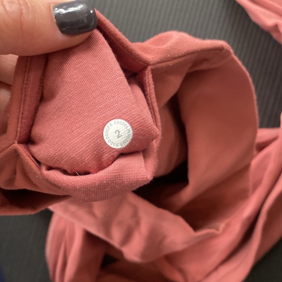 High-rise, Lululemon leggings - Picture 2 of 6